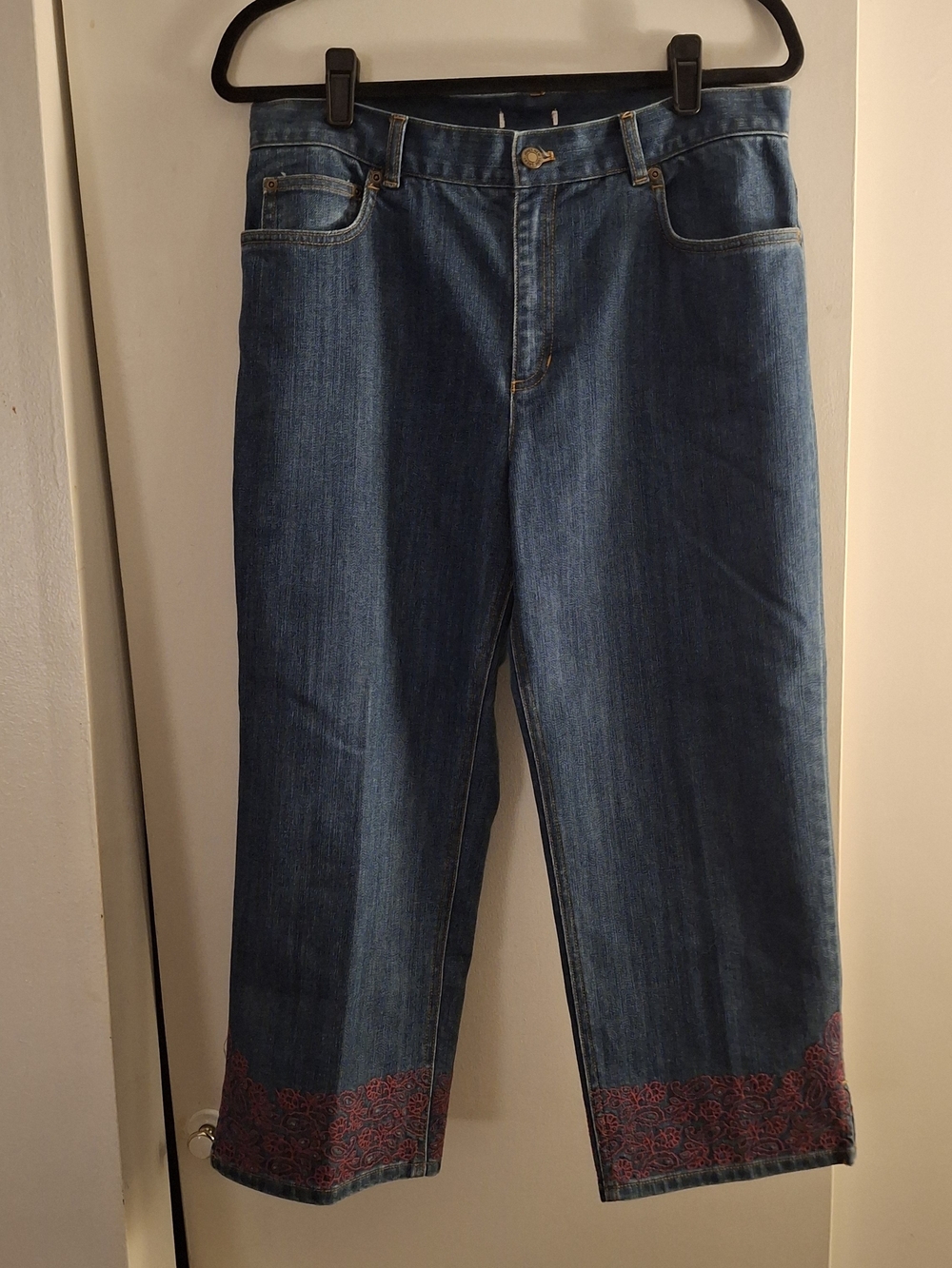 Jones New York Women's Dark Blue Jeans with Red Hem Embroidery